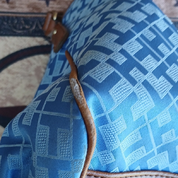 Tommy Hilfiger Blue and Brown Tote Bag - Picture 3 of 16